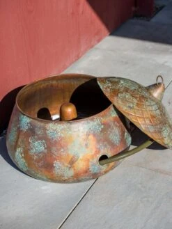 Acorn Hose Pot -The Bloom Yard Sales Shop 3 4 crop 8613361 0051